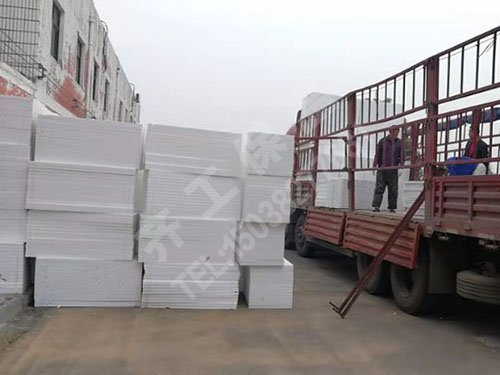 聚苯板的性能特點